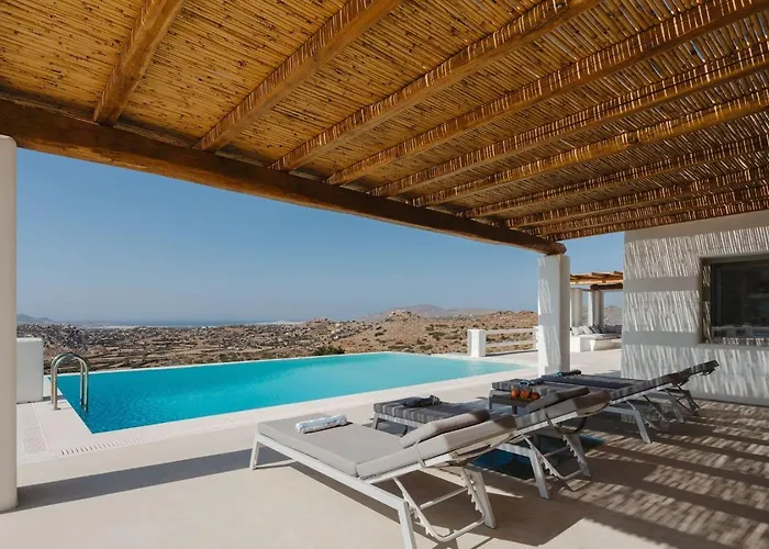 Blue Eyes Avlia Naxos