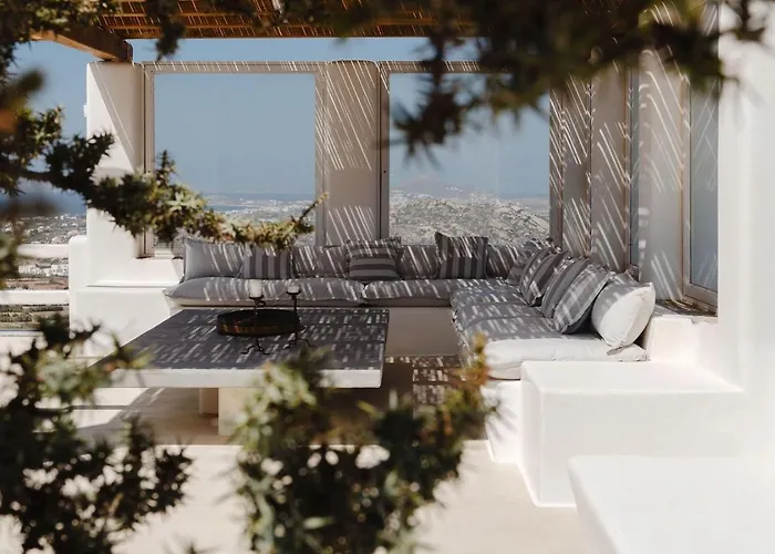 Blue Eyes Avlia Naxos