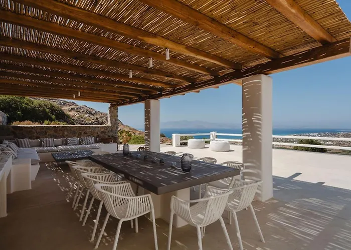 Blue Eyes Avlia Naxos * Plaka (Naxos)