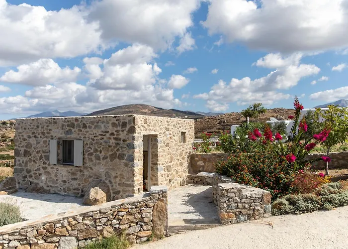 Blue Eyes Avlia Naxos