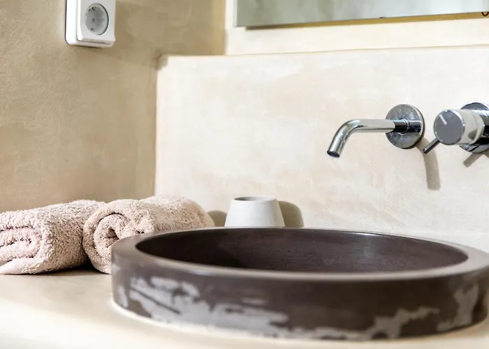 Blue Eyes Avlia Naxos Plaka (Naxos)